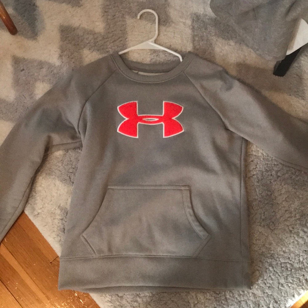 Girls Under armor sweatshirt